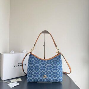 COACH LAUREL 31 metal logo detachable shoulder strap zipper closure fabric shoul